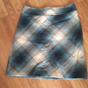 Lined plaid wool a-line skirt size 6